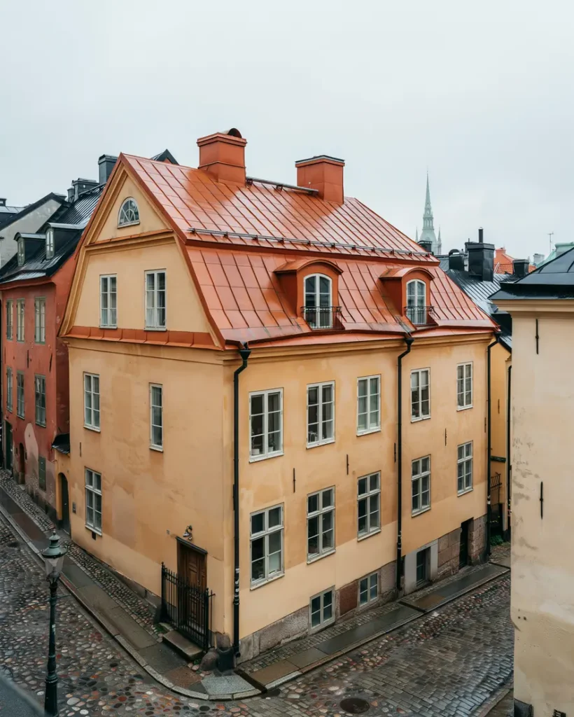 renovering av koppartak p ldre fastighet i gamla stan